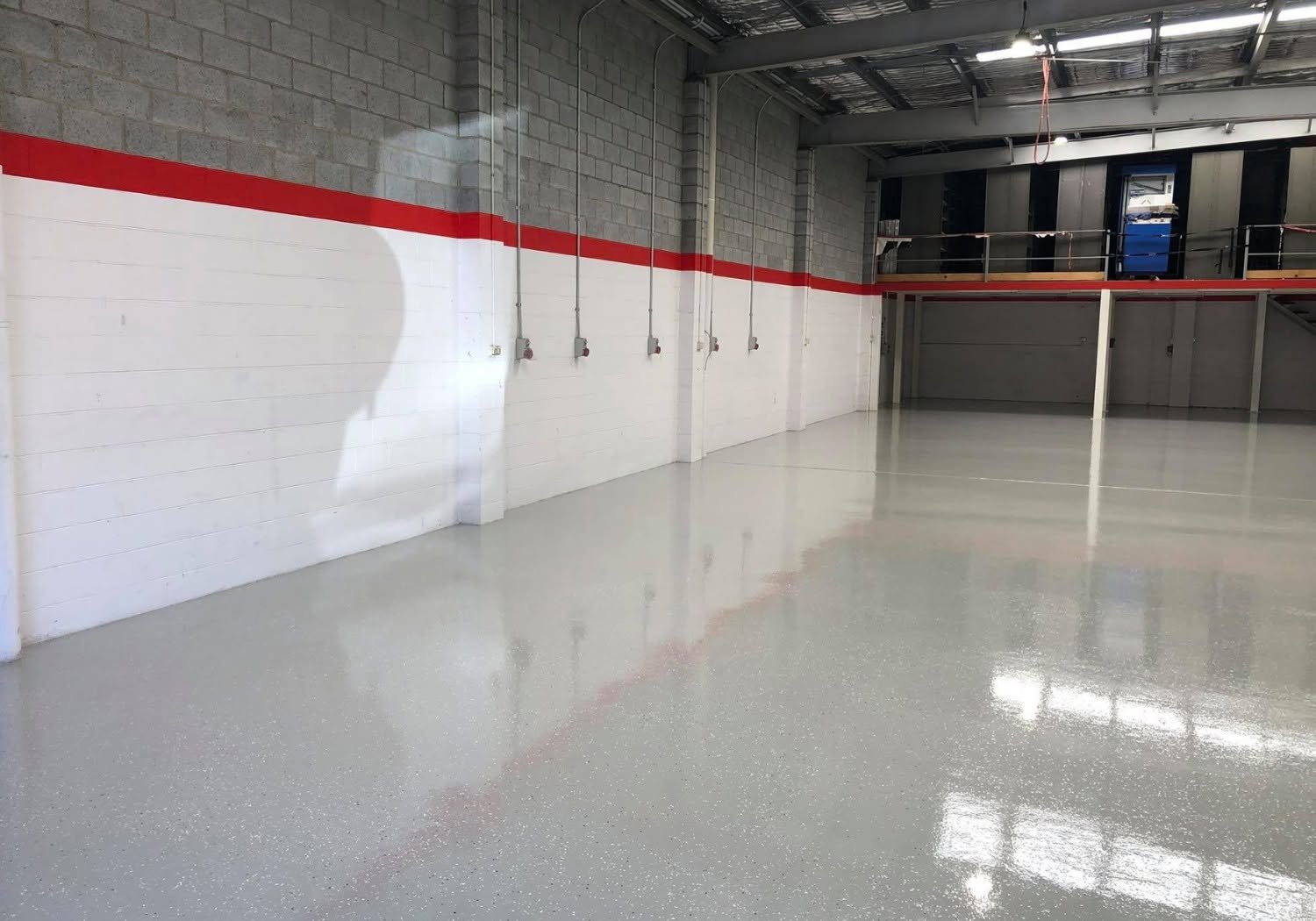 Finished industrial epoxy floor